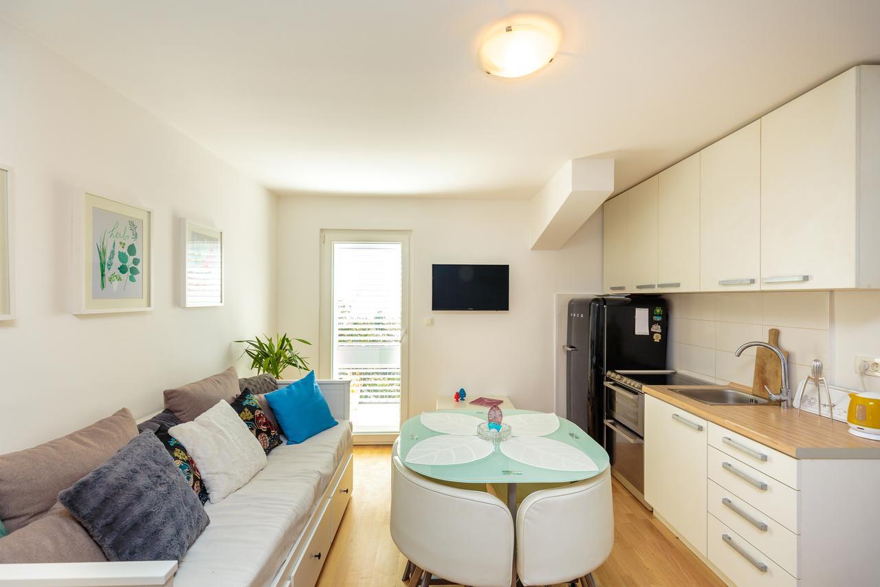 Two Bedroom Sunny Suite Дубровник Экстерьер фото
