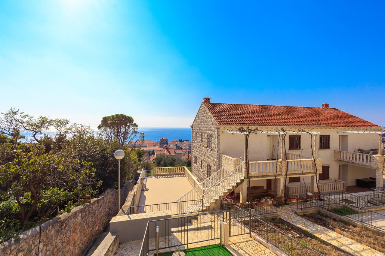 Two Bedroom Sunny Suite Дубровник Экстерьер фото