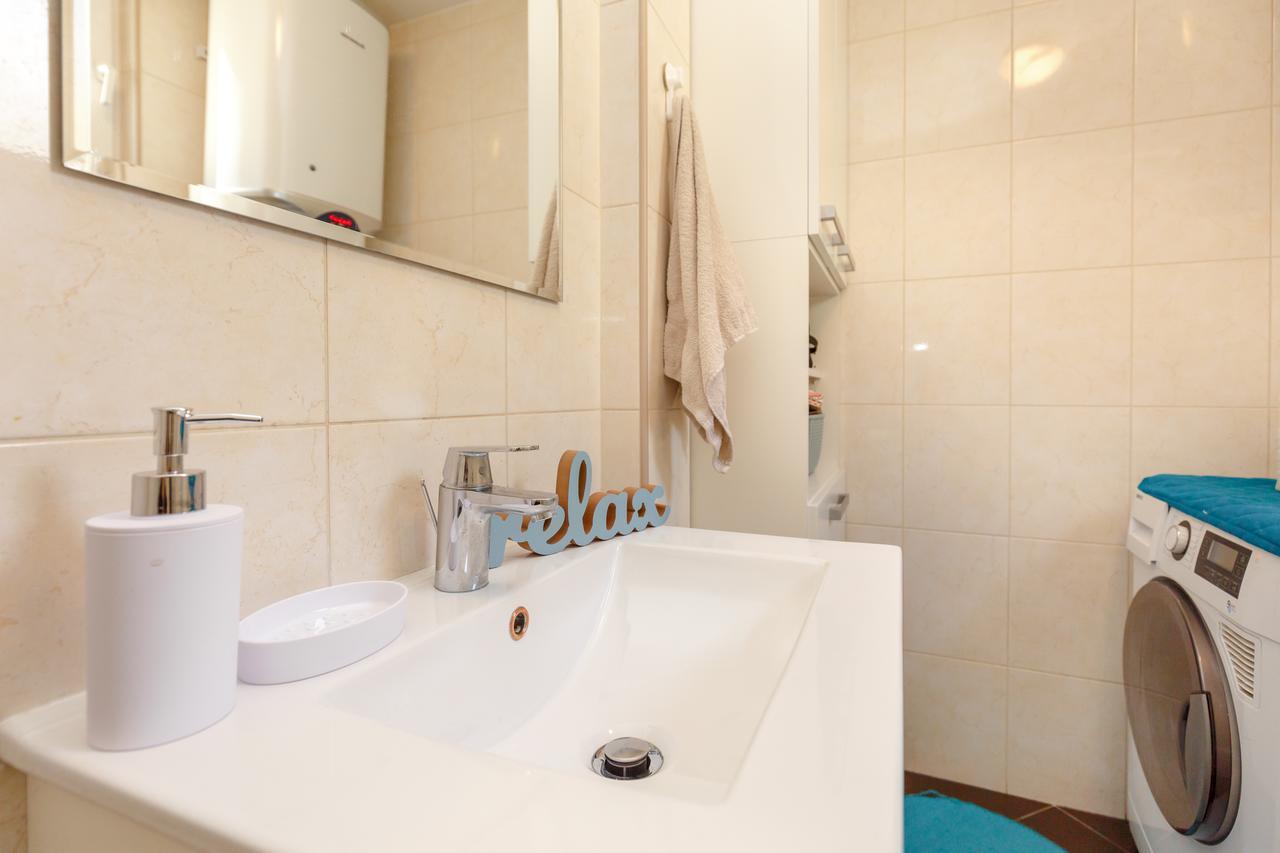 Two Bedroom Sunny Suite Дубровник Экстерьер фото